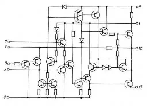 Circuito interno del K174YH7.webp